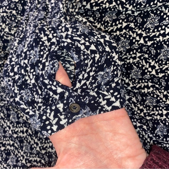 Garnet Hill Crepe Blue Patterned Dress Size Medium - Picture 4 of 11